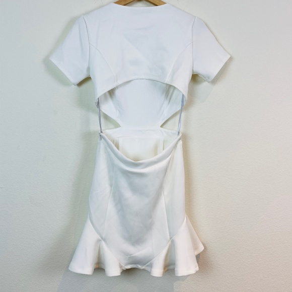 Lovers + Friends Eternal Ruffle Mini Flounce Dress - Picture 4 of 8